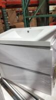 30" Wall Hung Vanity Cabinet w/ Top (White)
