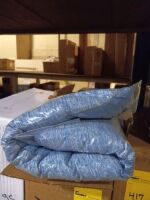 Throw Pillows (2 Each) (Box)