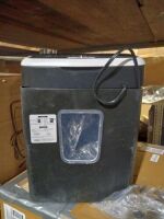 6 Sheet Cross Cut Paper Shredder (Open Box)