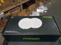 8.8" Fusion Classic White Marine Speakers (SG-F883W)