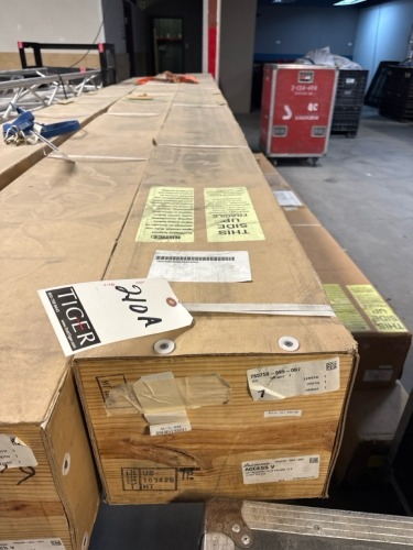 CiniFlex CH1200V Projection Screen