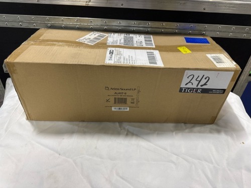 Atlas Line Array Speaker (NIB)