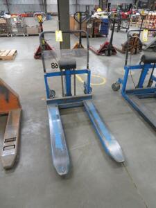 Pallet Jack (blue)