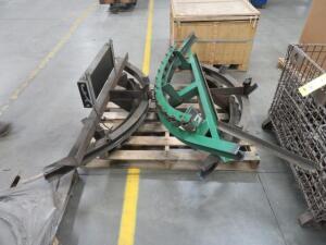 LOT: Large Quantity of Conveyor Chain, with Corners
