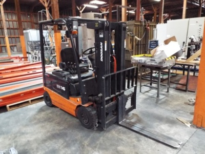 Doosan Pro 5 B16x-5 3050# Cap. Warehouse Forklift