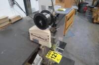 ISP Bindery Mate II wire stitcher, Serial # 42797 Agrafeuse, marque ISP, mod&egrave;le Bindery Mate II, # de s&eacute;rie 42797