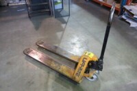 LIFTRITE narrow fork pallet jack cap.2500kg LIFTRITE lift de palette 2500kg
