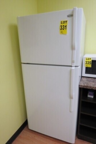 Beaumark Fridge // R&eacute;frig&eacute;rateur Beaumark