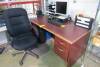 Desk & Chair Only - No Computers Etc. // Bureau et chaise seulement - Pas d'ordinateurs, etc. - 2