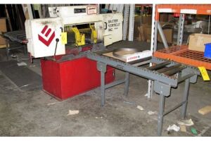 BAXTER 360-SA AUTOMATIC HORIZONTAL BANDSAW, S/N 4093 W/ INFEED & OUTFEED CONVEYORS, AUTO CLAMPING, SPARE BLADES, ETC.