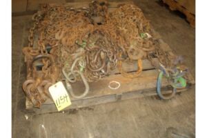 LOT OF CHAIN BRIDLES