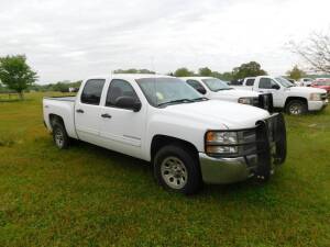 2013 Chevrolet Silverado 1500 4x4 Crew Cab Pick-up Truck, VIN 3GCPKREA6DG170279, 5-1/2 ft. Bed, 4.8 Liter V8 Gasoline Engine, Automatic, 290,290 miles