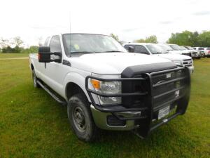 2015 Ford F-250 Super Duty 4x4 Extended Cab Pick-up Truck, VIN 1FT7X2B60FEA81004, 8 ft. Bed with Diesel Fuel Tank, 6.2 Liter Gasoline Engine, Automatic, 191,325 miles