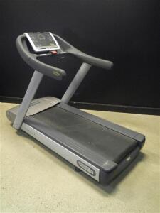 TECHNOGYM RUN 700 TREADMILL