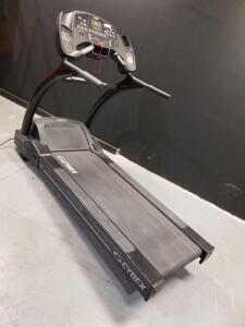 CYBEX PRO 3 TREADMILL