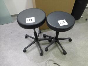 (2) stools
