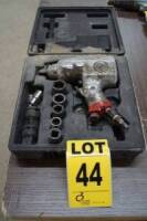 CHICAGO PNEUMATIC Drill set with 8 attachments and rigid carrying case