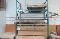 Industrial Racking section with 2x12' uprights & 4x 8.5' beam (no content) // &Eacute;tag&egrave;re industrielle comprenant: 3x montants 12' et 8x beams 8.5' sans contenue