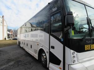 2015 VanHool CX-45 Tour Bus, VIN YE2XC21BXF3048443, DD Series Engine, 56 Seats, 303,125 Miles (est.) # 599