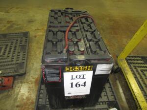 DOUGLAS 36 VOLT 1000 A.H. FORKLIFT BATTERY 18 CELL MODEL 125DL-17