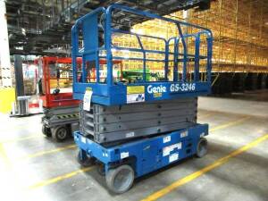 2013 GENIE SCISSOR LIFT MODEL GS-3246