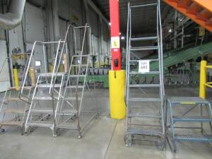 (5) ASST'D STEP UTILITY LADDERS