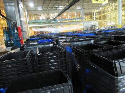 (30) PALLETS OF ASST'D TOTES APPROXIMATELY 1,600 WITH LIDS