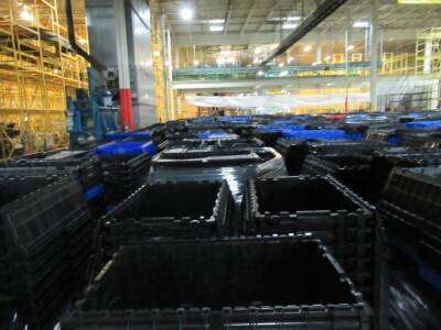 (30) PALLETS OF ASST'D TOTES APPROXIMATELY 1,600 WITH LIDS