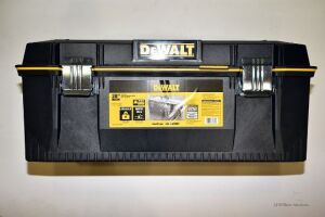 Dewalt, 28" Structural Foam Tool Box