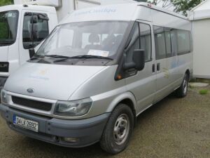 2004 Ford Transit Minibus, CVRT 08/19, Tax 05/19, 15 Seater, Silver, Manual, 141,414 Miles, Reg 04-LK-2692. (Located: Clare)