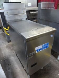 Pitco S/Steel Gas Single Basket Deep Fryer. (Located: Kildare)