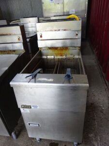 Pitco S/Steel Gas Double Basket Deep Fryer. (Located: Kildare)