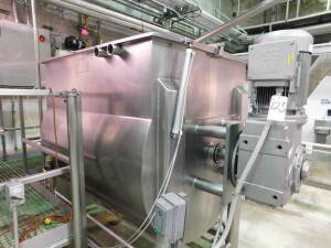 (2005) 6' x 4' S.S. Jacketed Ribbon Blender