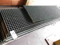 (Lot) Plastic Grating
