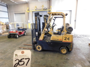 Hyster mod. S50F, 5000lb. LPG Forklift w/ Side