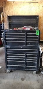 HOMAK 19-drawer tool chest