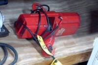 Dayton 500# Capacity Hoist