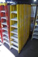 Fiberglass Step Ladder, 8'