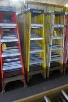 Fiberglass Step Ladder, 6'