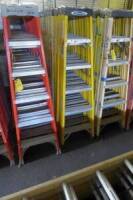 Fiberglass Step Ladder, 6'