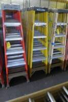 Fiberglass Step Ladder, 6'