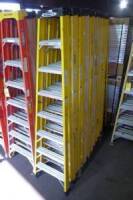 Fiberglass Step Ladder, 8'