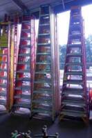 Fiberglass Step Ladder, 12'