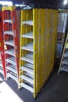 Fiberglass Step Ladder, 8'