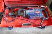 Hilti TE-905-AVR Jack Hammer