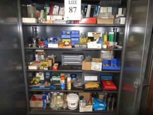 (LOT) ASSORTED DRILLS, TOOL HOLDERS TAPS, INSERTS, GAGES, SHIMS, HARDWARE, STORAGE CABINETS INCLUDED