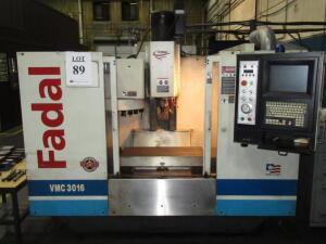 FADAL VMC3016 CNC VERTICAL MACHINING CENTER, EQUIPPED WITH FADAL CNC 32MP CNC CONTROL, 22-POSITION AUTOMATIC TOOL CHANGER, 10,000-RPM SPINDLE SPEEDS,