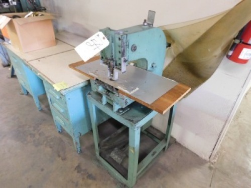 (Lot) C-Frame Kick Press