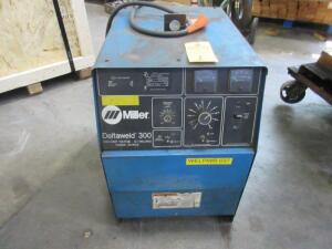 Miller, Deltaweld 300 Constant Voltage DC Welding Power Source, Volts 200/230/460 Three Phase, s/n KC254405