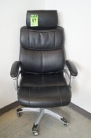 Executive office chair